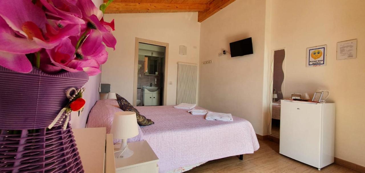 Agriturismo La Collina Verde レヴァント エクステリア 写真