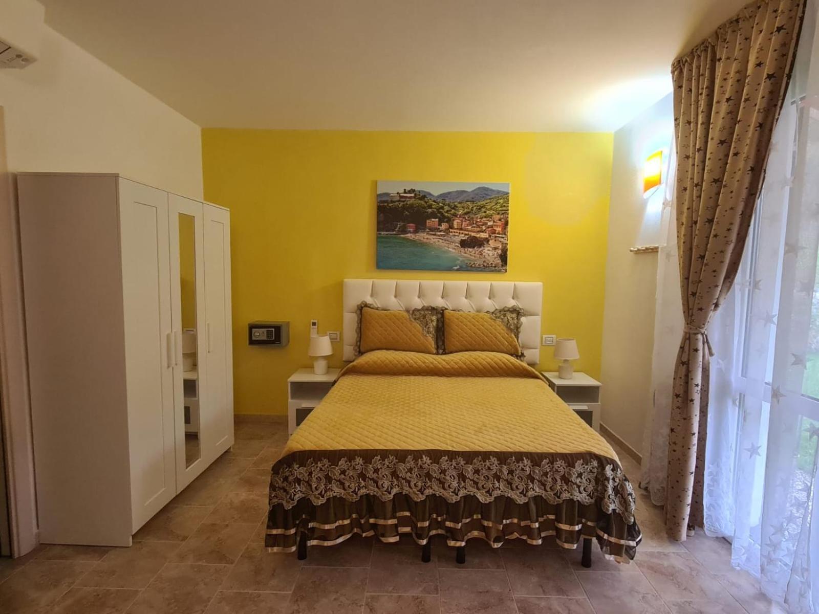 Agriturismo La Collina Verde レヴァント エクステリア 写真